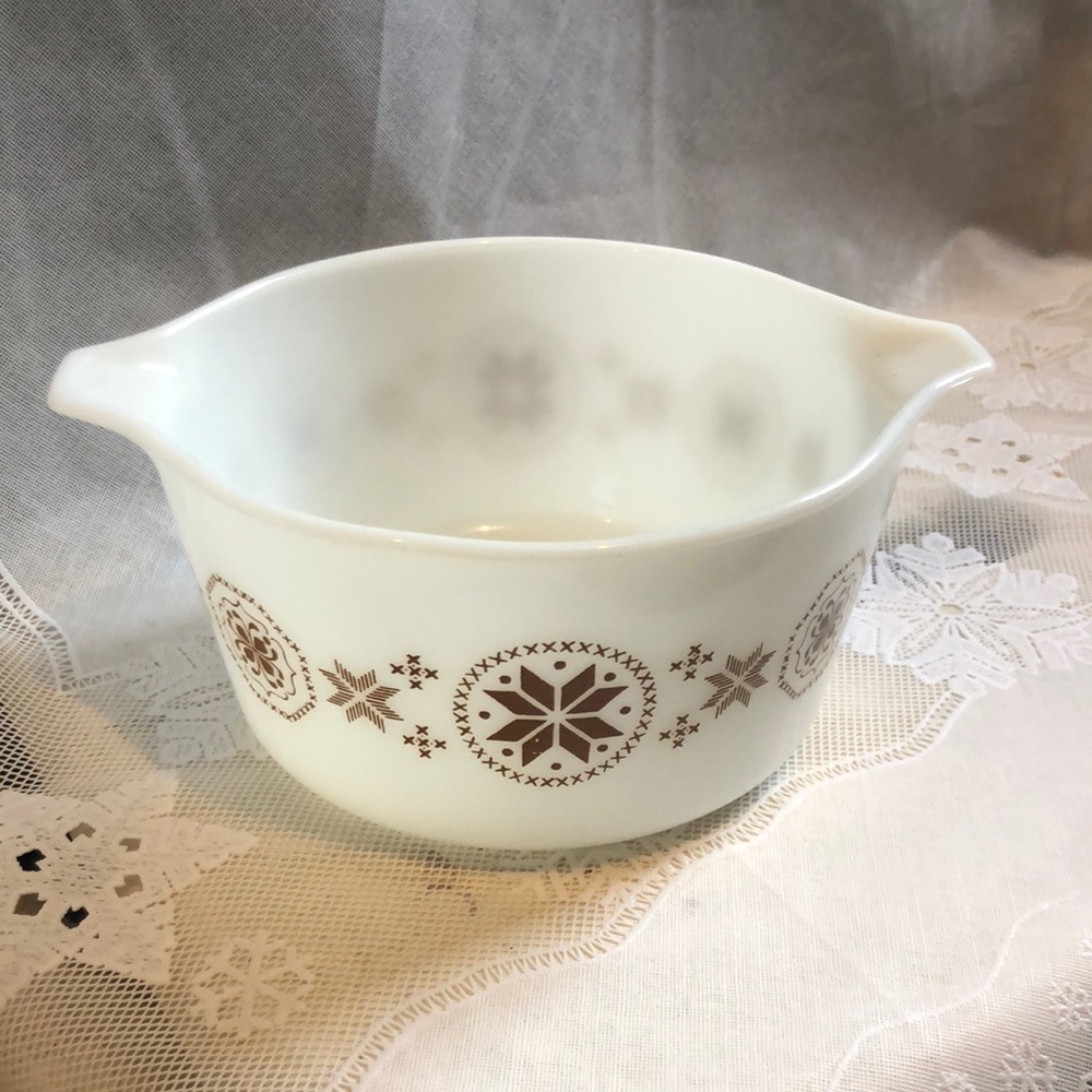 Pyrex - Picture 1 of 6